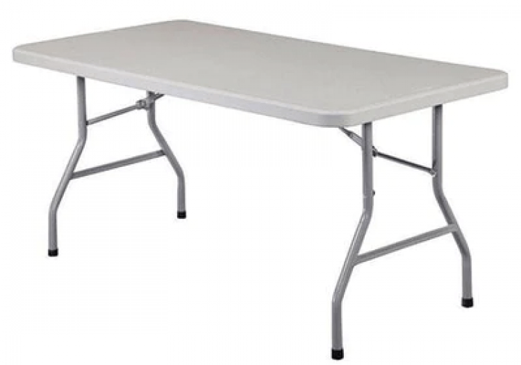 6 FT Plastic Table